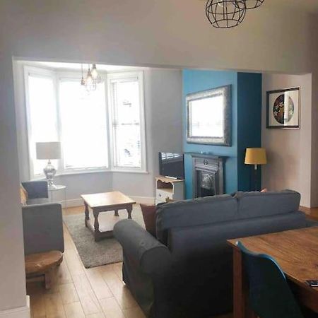 Gloucester Rd 2 Mins Away - Fab, New, Trendy House Bristol Esterno foto