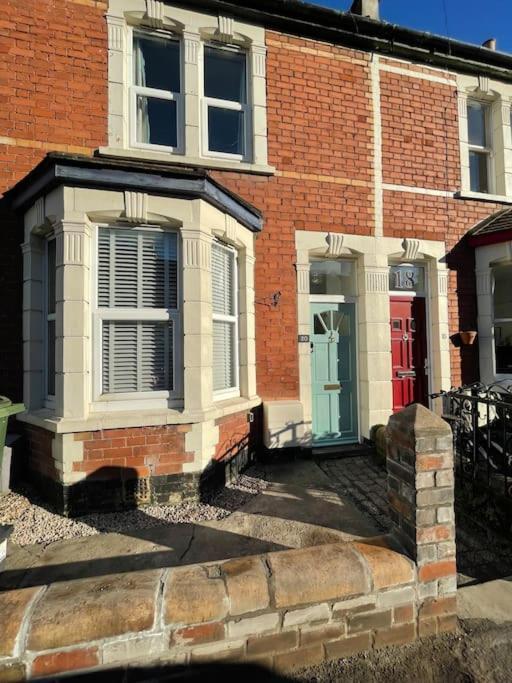 Gloucester Rd 2 Mins Away - Fab, New, Trendy House Bristol Esterno foto