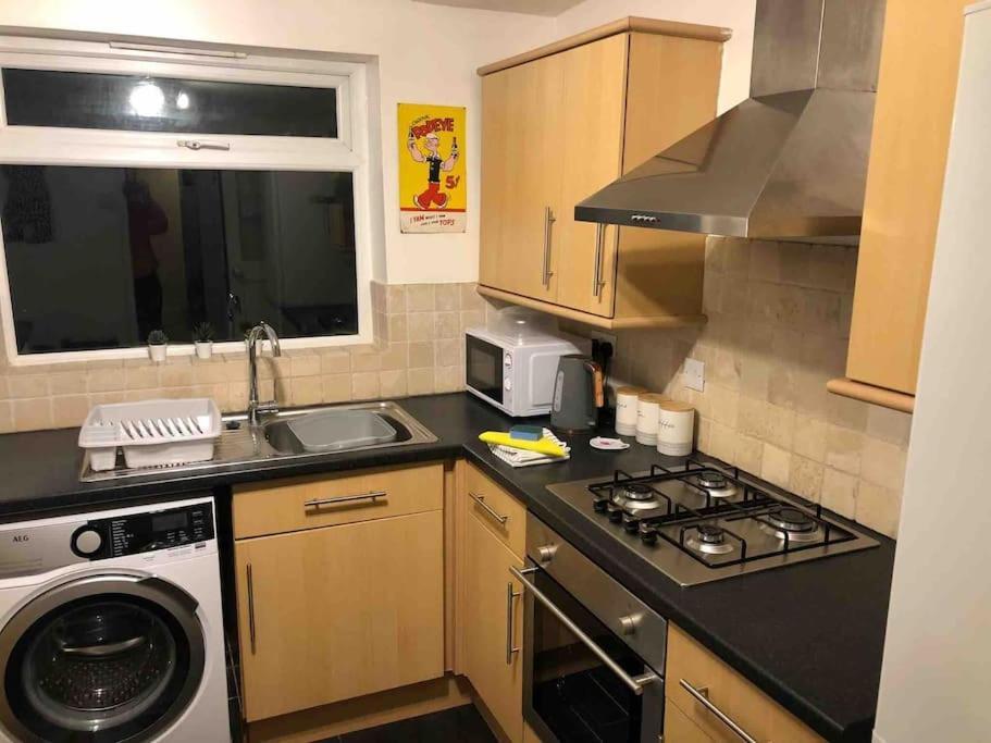 Gloucester Rd 2 Mins Away - Fab, New, Trendy House Bristol Esterno foto