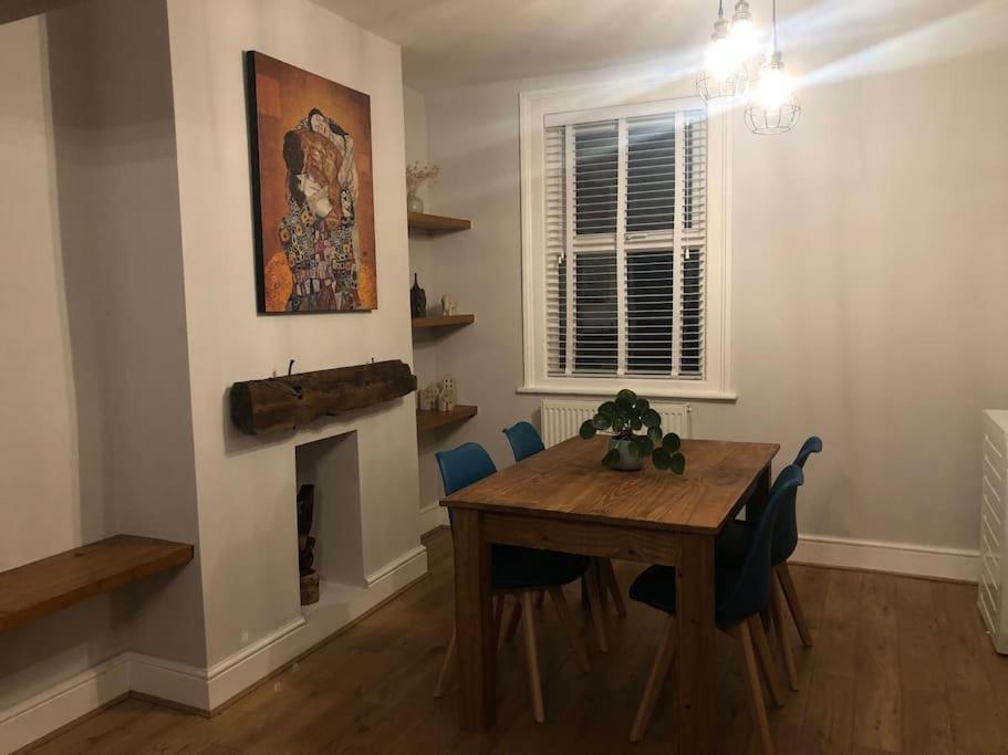 Gloucester Rd 2 Mins Away - Fab, New, Trendy House Bristol Esterno foto